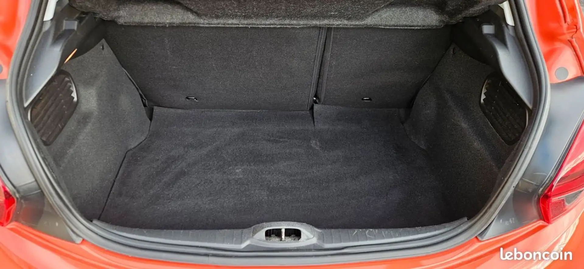 Peugeot 208 PEUGEOT 208 1.2 L VTI 82CH EQUIVALENCE ALLURE Orange - 2