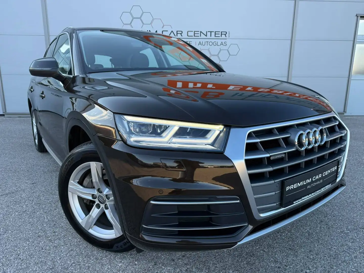 Audi Q5 2,0 TDI quattro sport LED / SITZHZG. / NAVI / CARPLAY Braun - 1