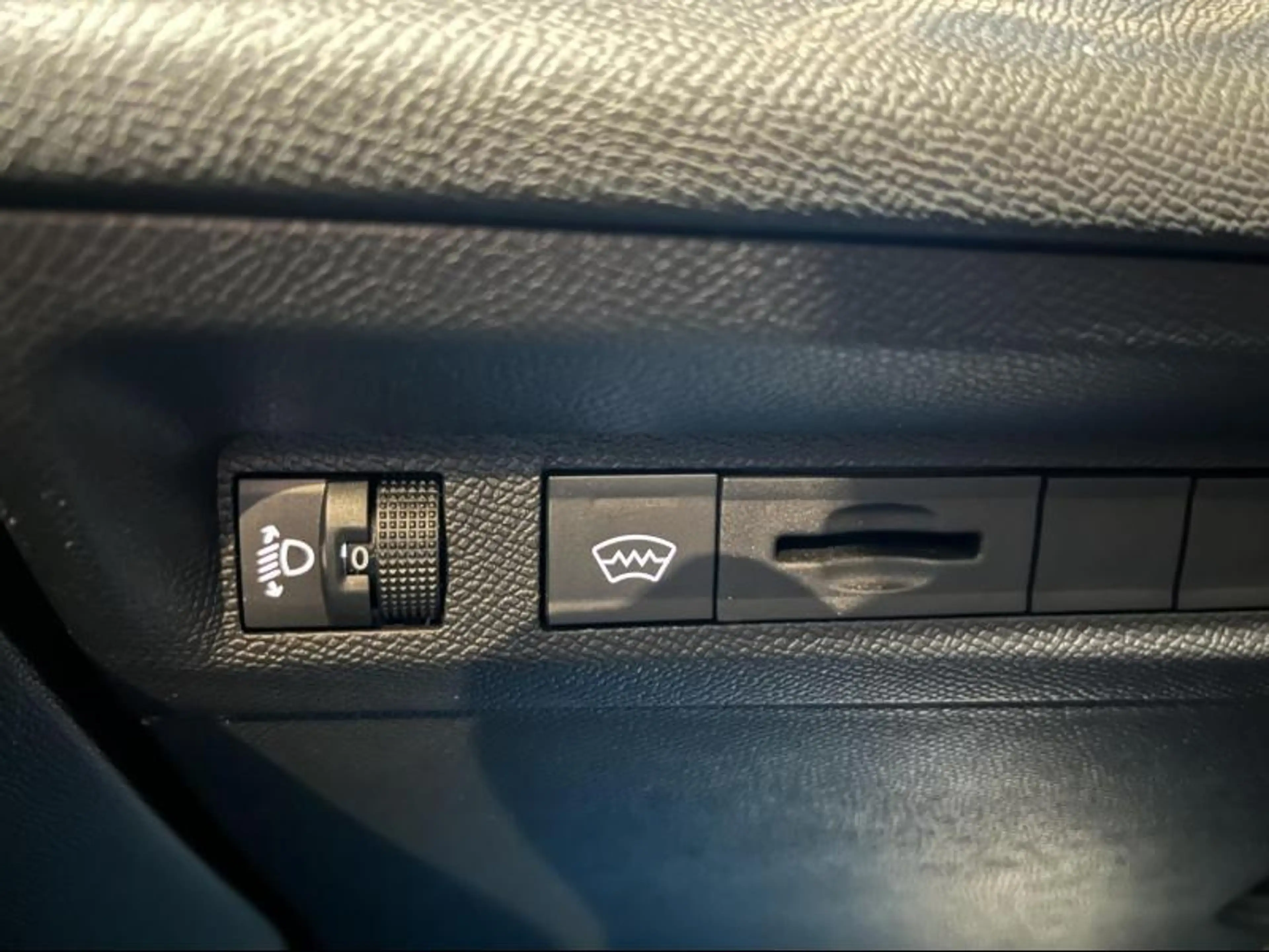 Peugeot 308 Style — photo 24