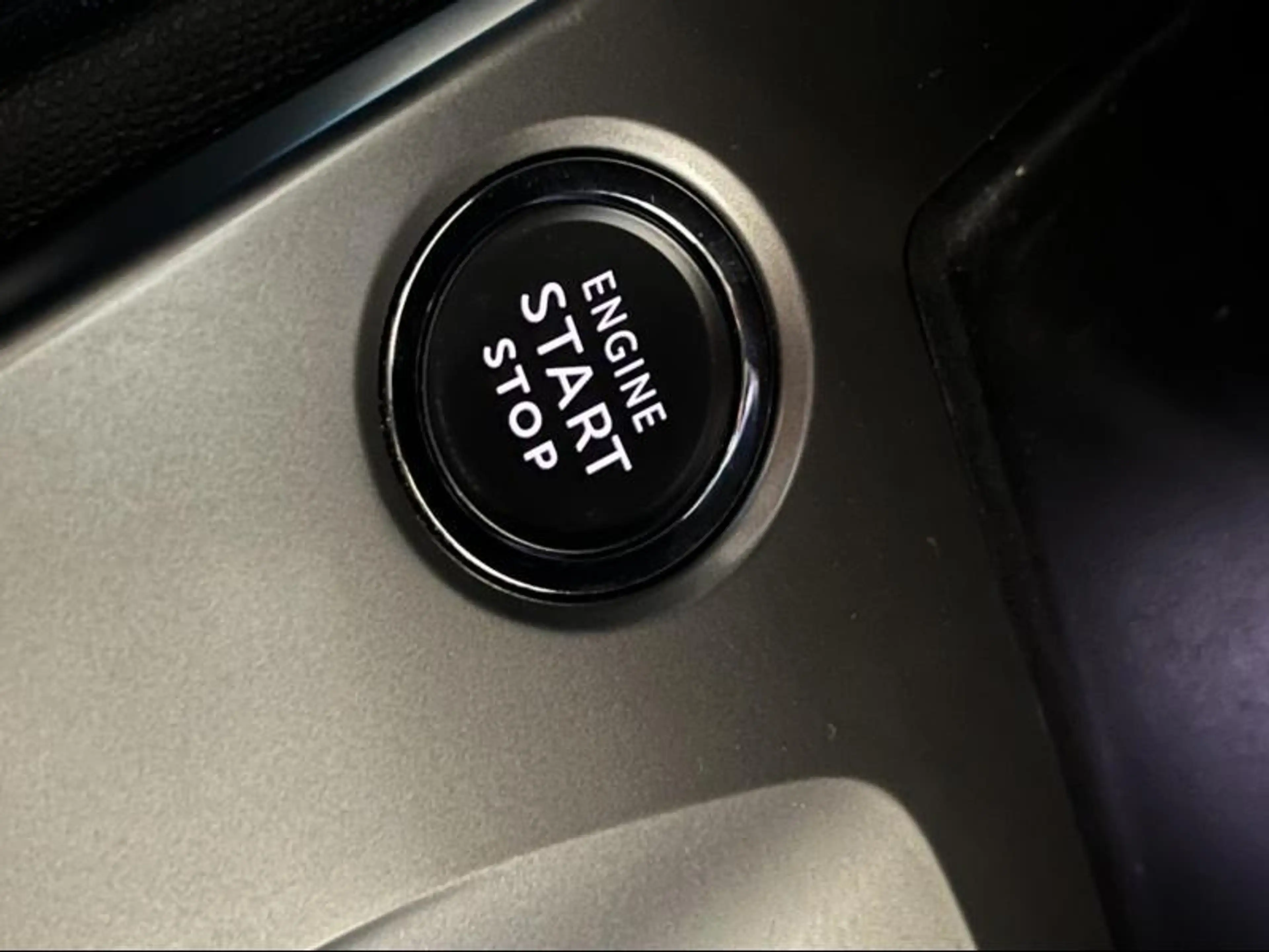 Peugeot 308 Style — photo 16