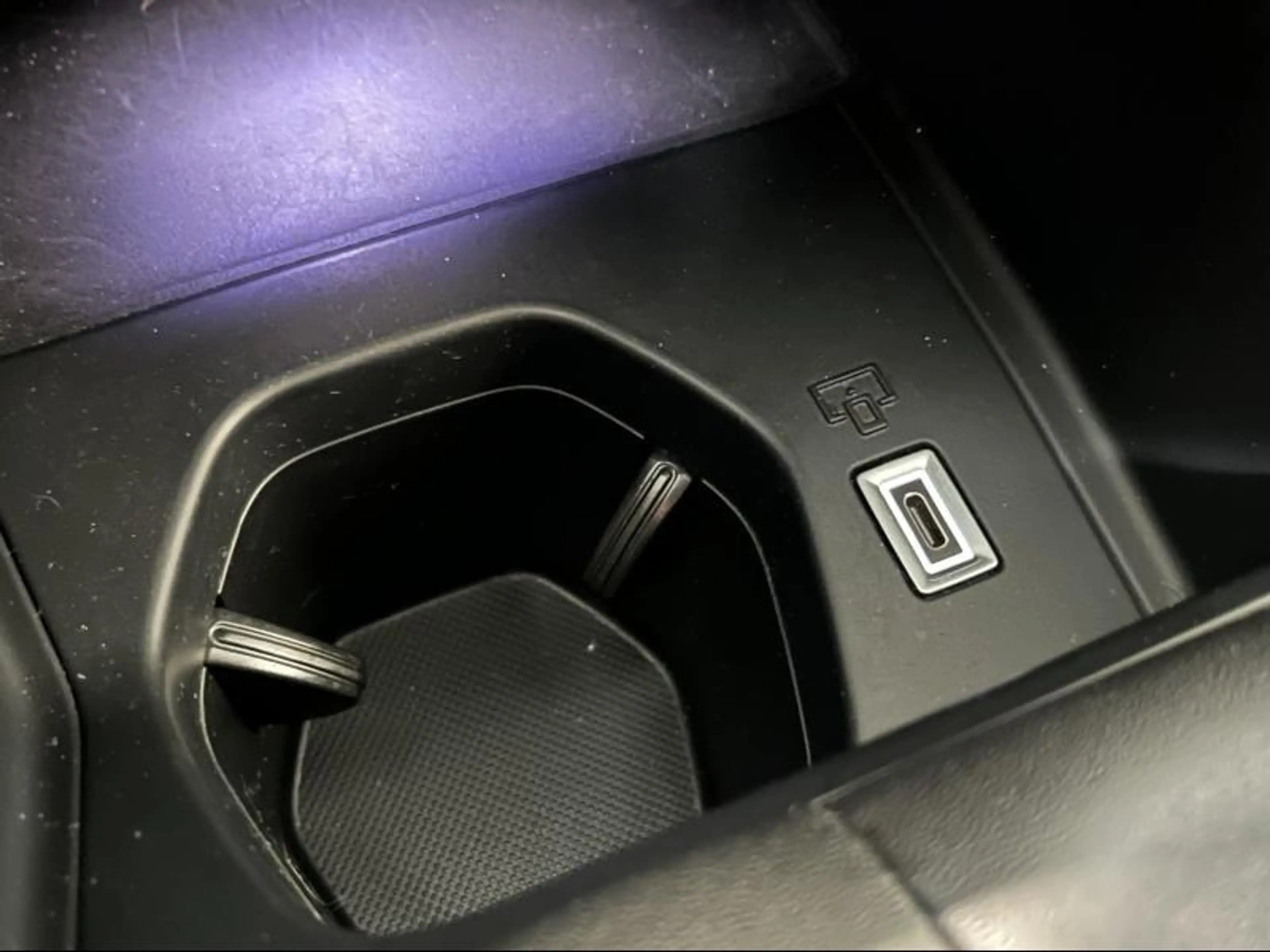 Peugeot 308 Style — photo 17