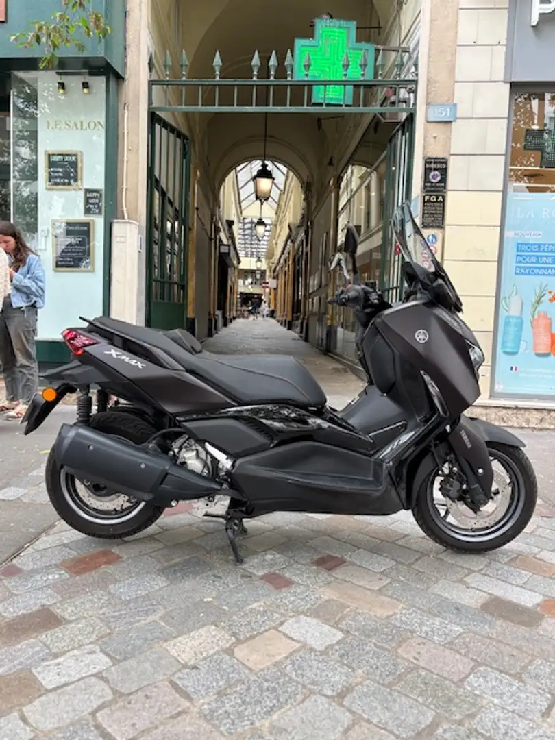Yamaha X-Max 300 Brun - 1