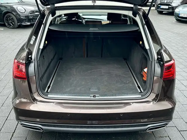 Audi A6 view 8