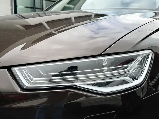 Audi A6 view 10