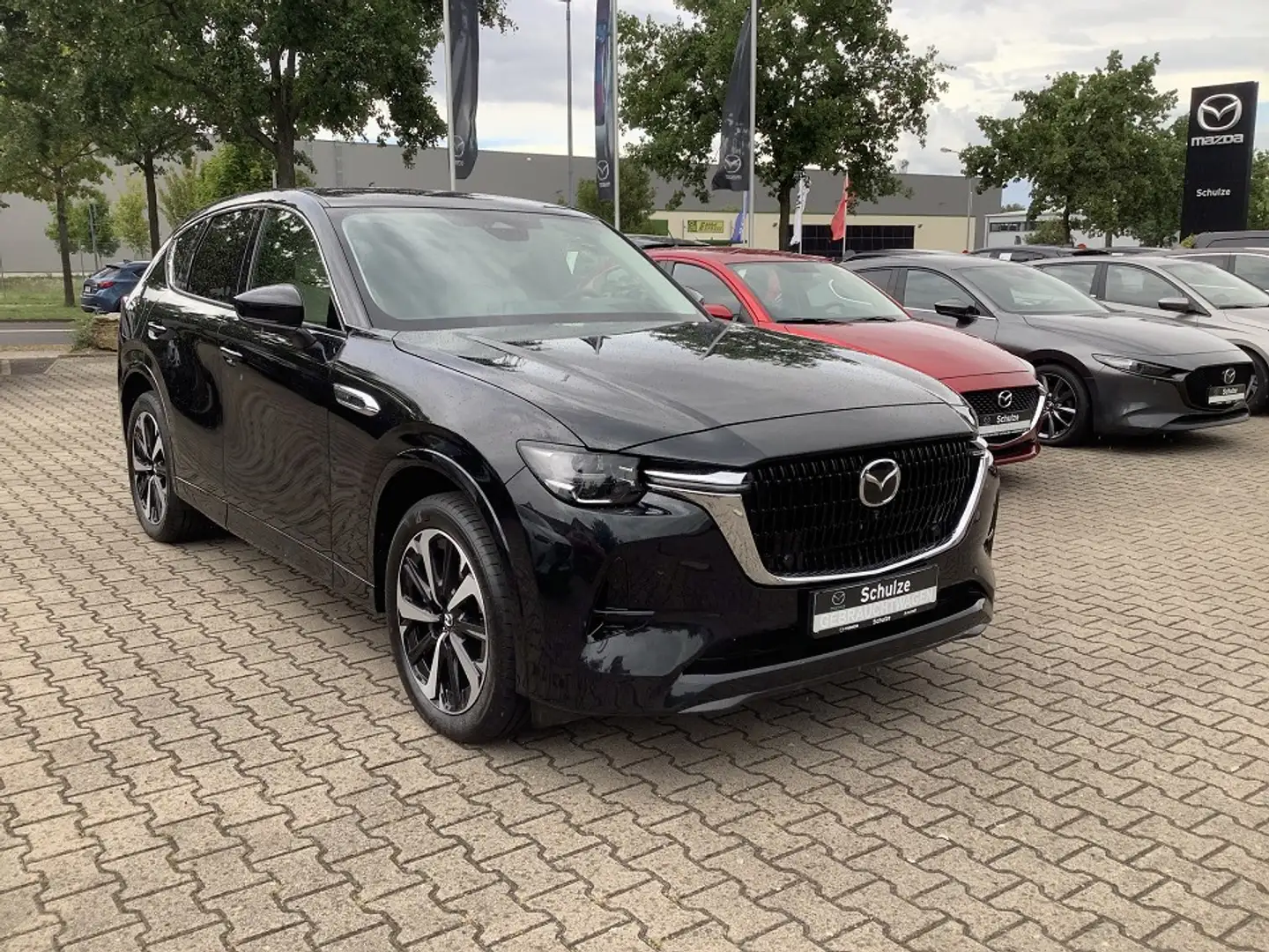 Mazda CX-60 2.5 PHEV Takumi 3 Zusatzpakete AHk schwenkb. +Gara Schwarz - 1