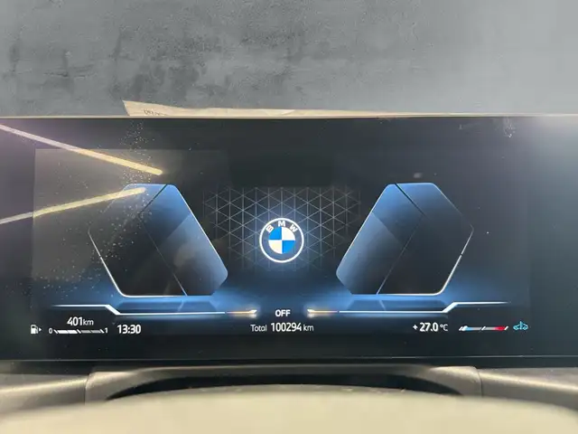 BMW 3 Series view 16