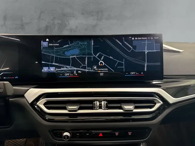 BMW 3 Series view 18