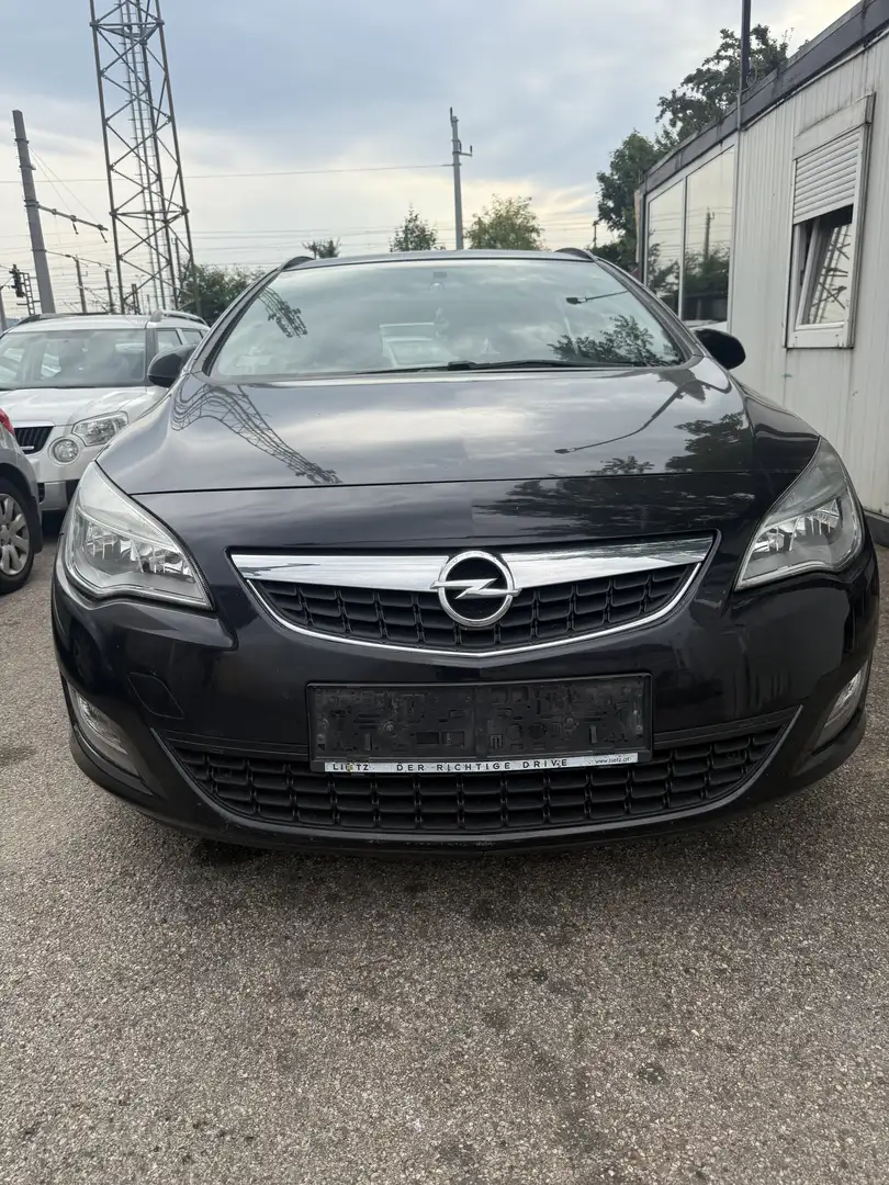 Opel Astra ST 1,4 Ecotec Sport - 1