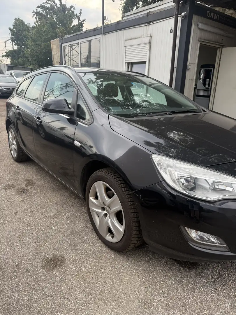Opel Astra ST 1,4 Ecotec Sport - 2