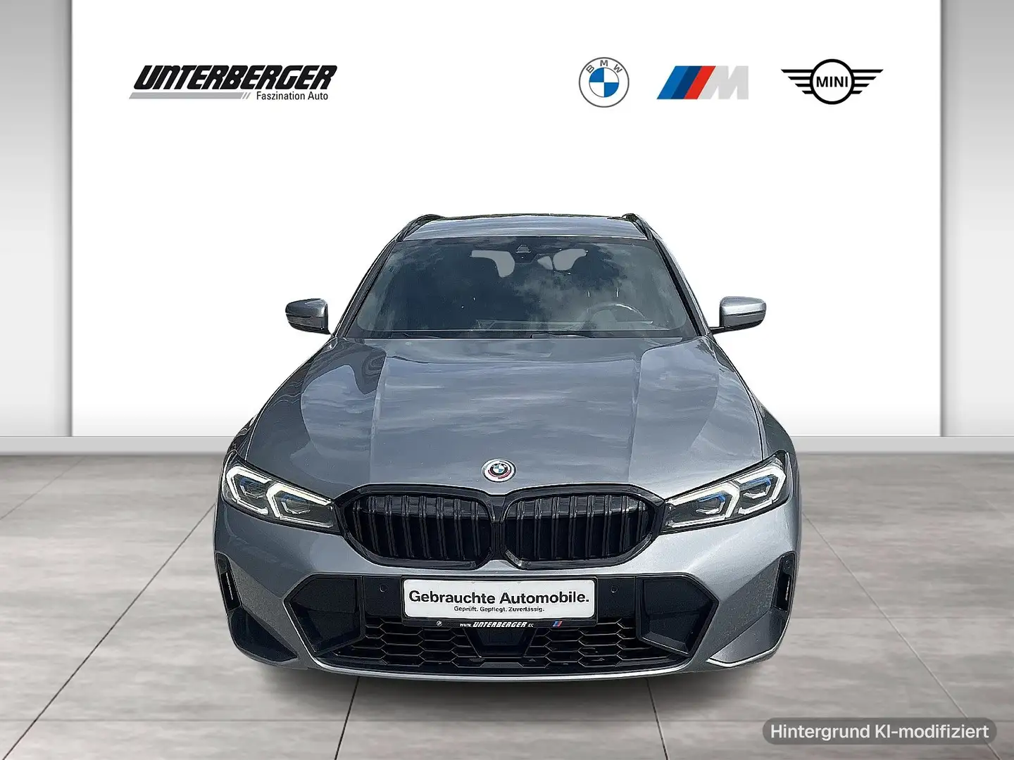 BMW 320 d xDrive Touring G21 B47 Grau - 2