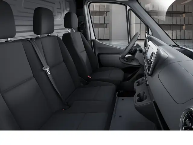 Mercedes-Benz Sprinter view 8