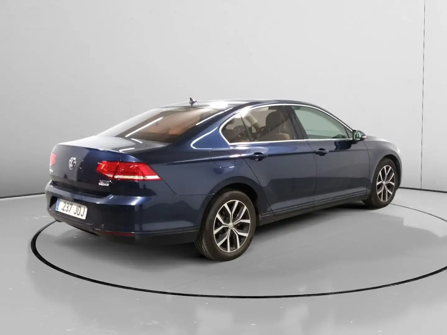 Volkswagen Passat Advance BMT Azul - 2