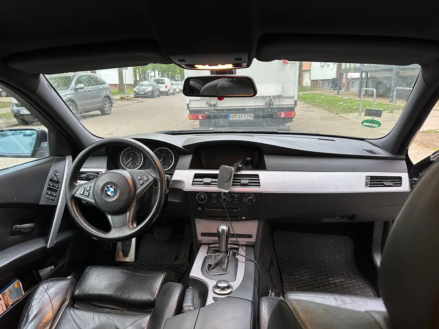 BMW 525 525d touring M paket Schwarz - 2