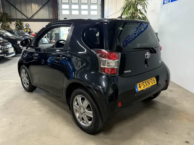 Toyota IQ view 2