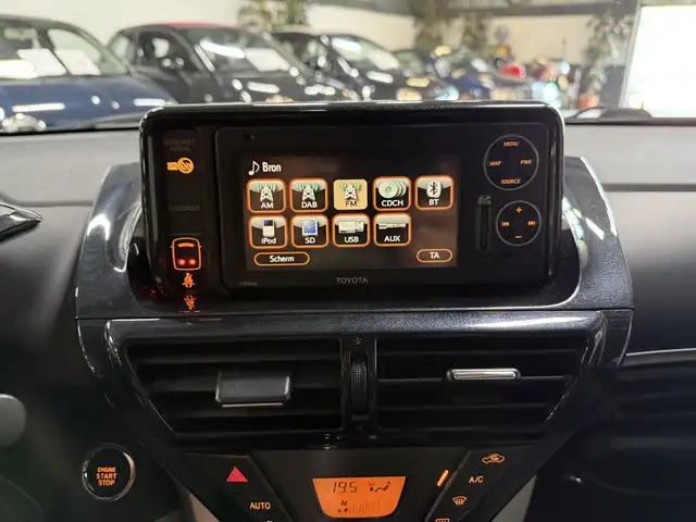 Toyota IQ view 10