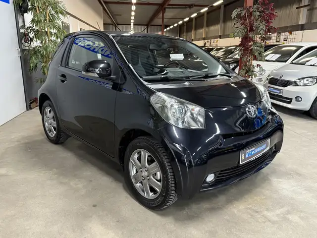 Toyota IQ view 4