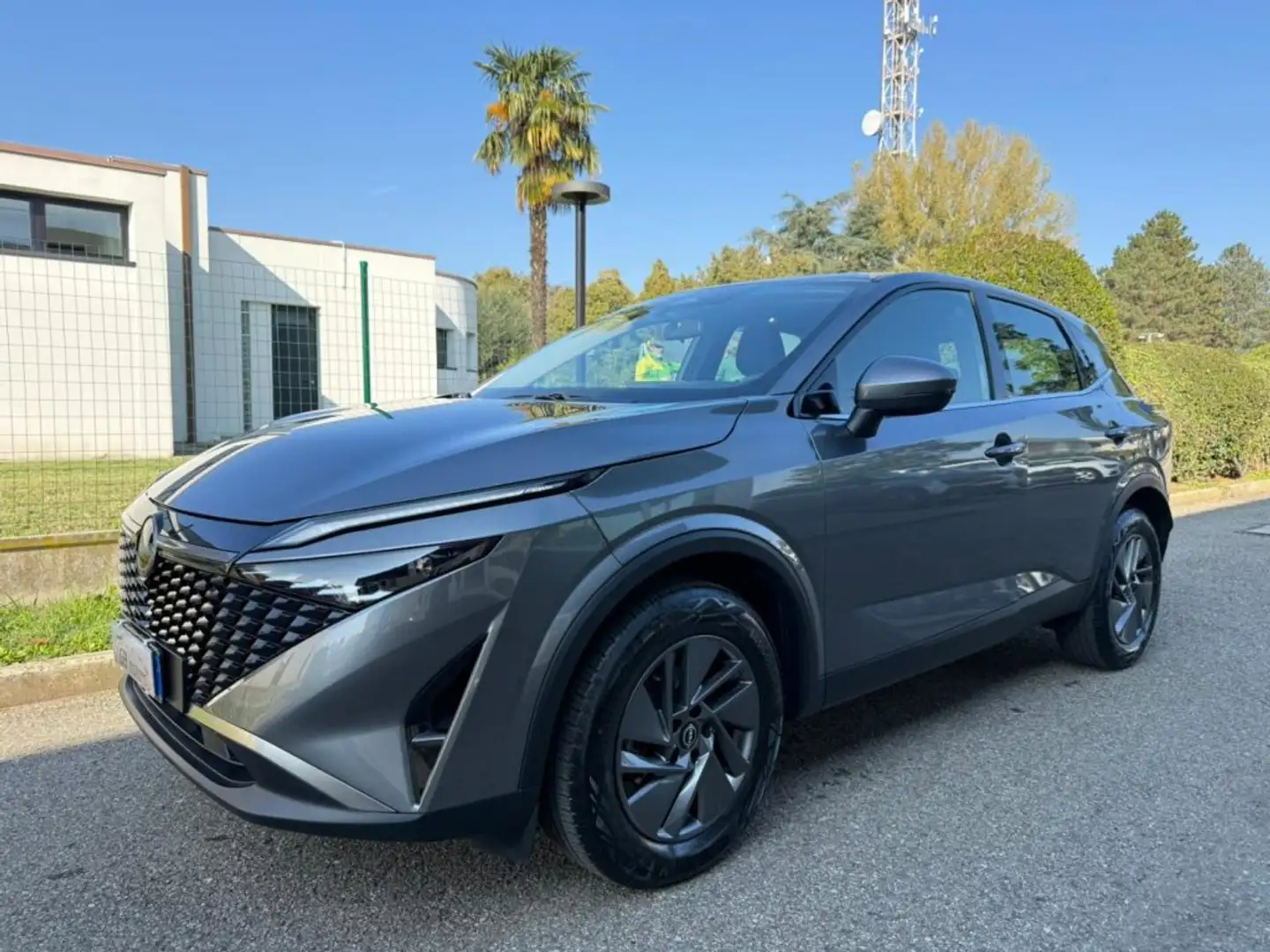 Nissan Qashqai MHEV 140 CV Acenta LED - ACC - KEYLESS - 17 Gris - 2