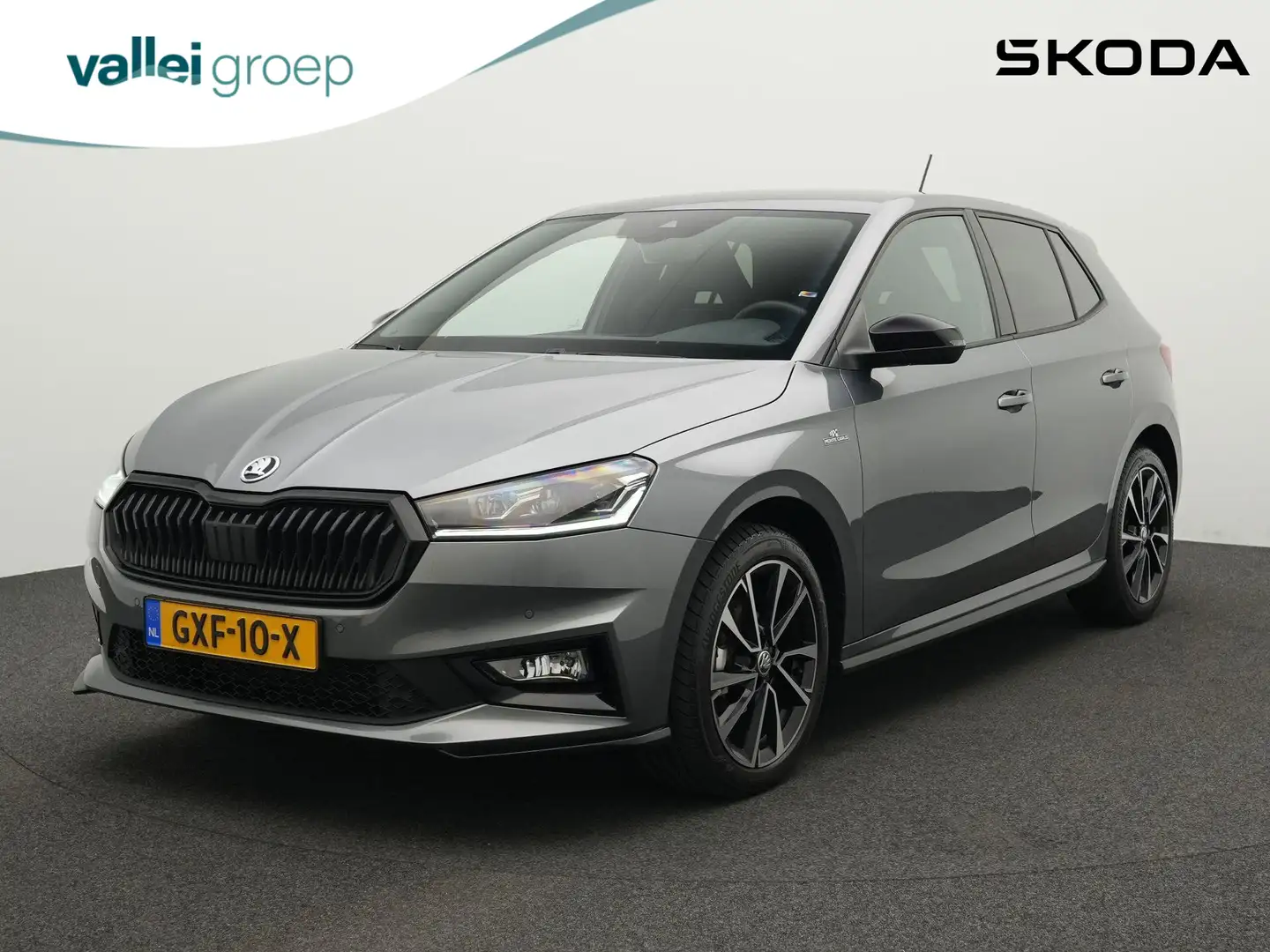 Skoda Fabia 1.0 TSI Monte Carlo | Clima | 17 inch | Carplay | Grijs - 1