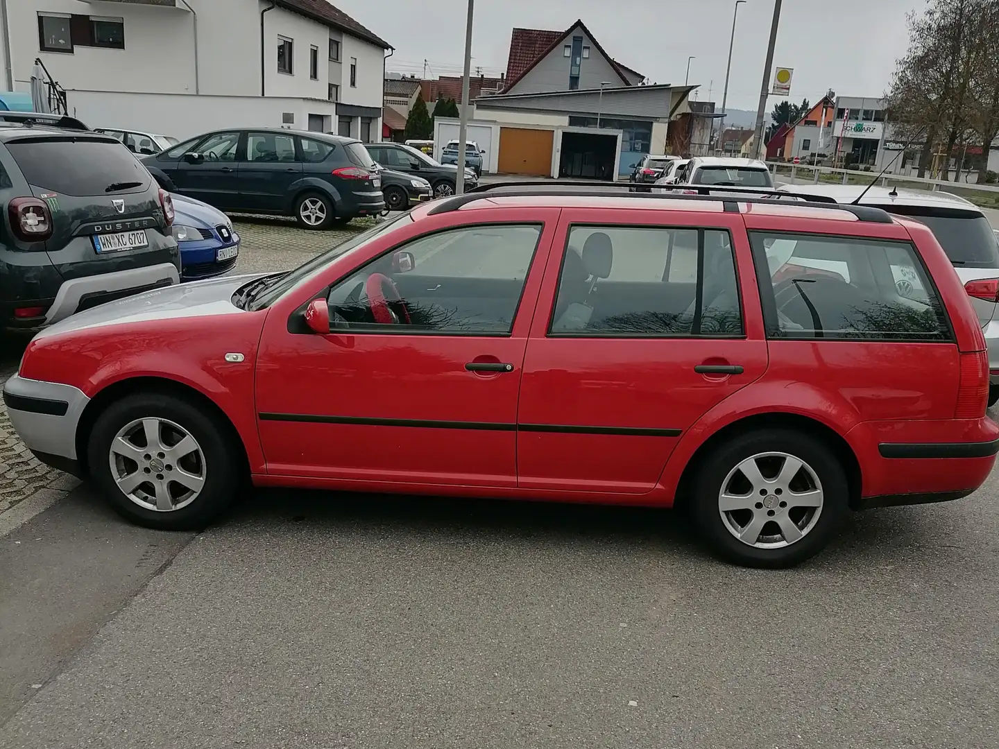 Volkswagen Golf Variant Golf Variant 1.6 Comfortline Rot - 1