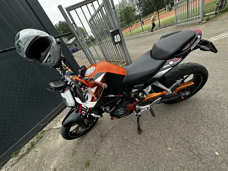 KTM 125 DUKE - foto 3
