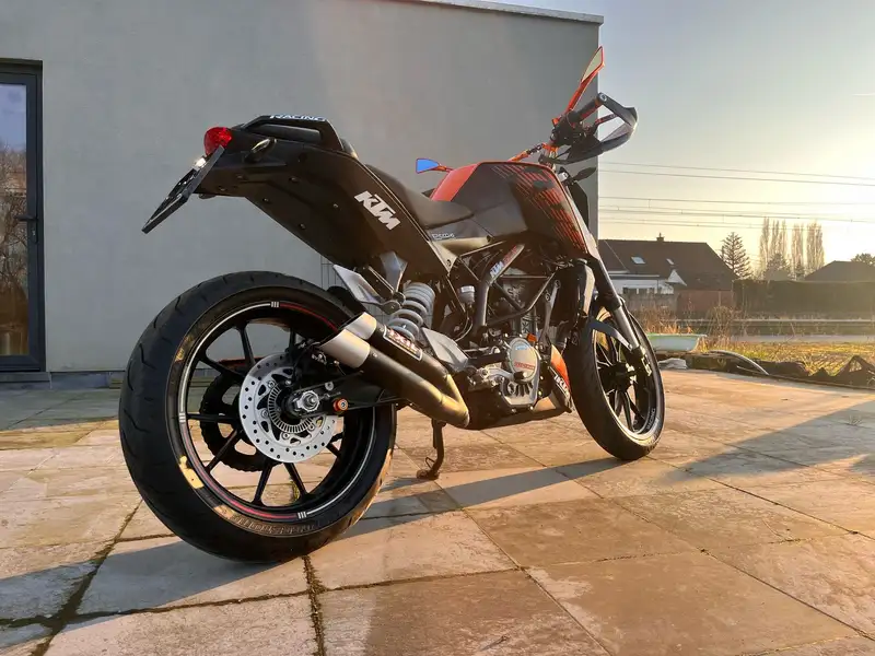 KTM 125 DUKE - foto 4