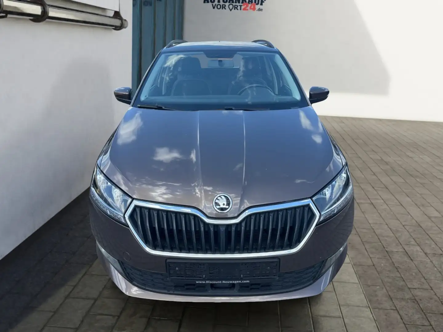 Skoda Fabia Combi DSG Ambition*ACC*BC*BT* Klima Einparkhilfe Braun - 2