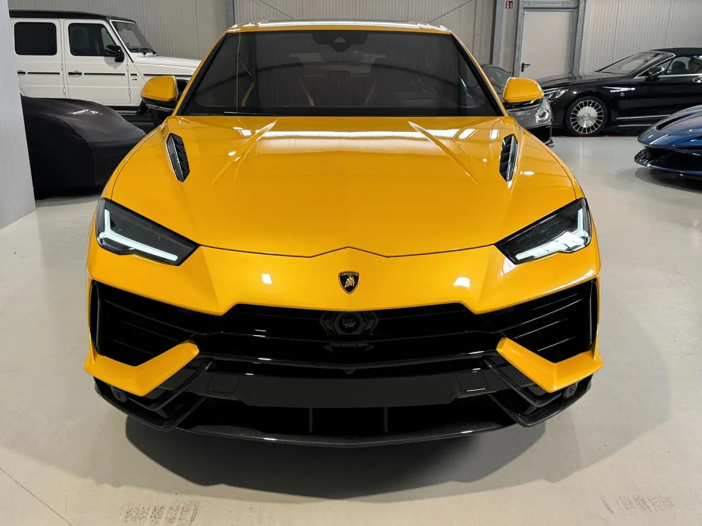 Lamborghini Urus Perfomante Carbon B&O Akra Pano 360° Sárga - 2