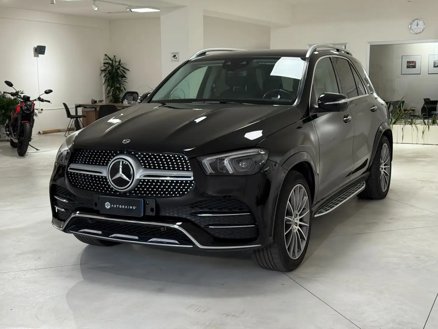 Mercedes-Benz GLE 350 GLE 350 de hybrid EQ 4Matic Premium Plus Nero - 1
