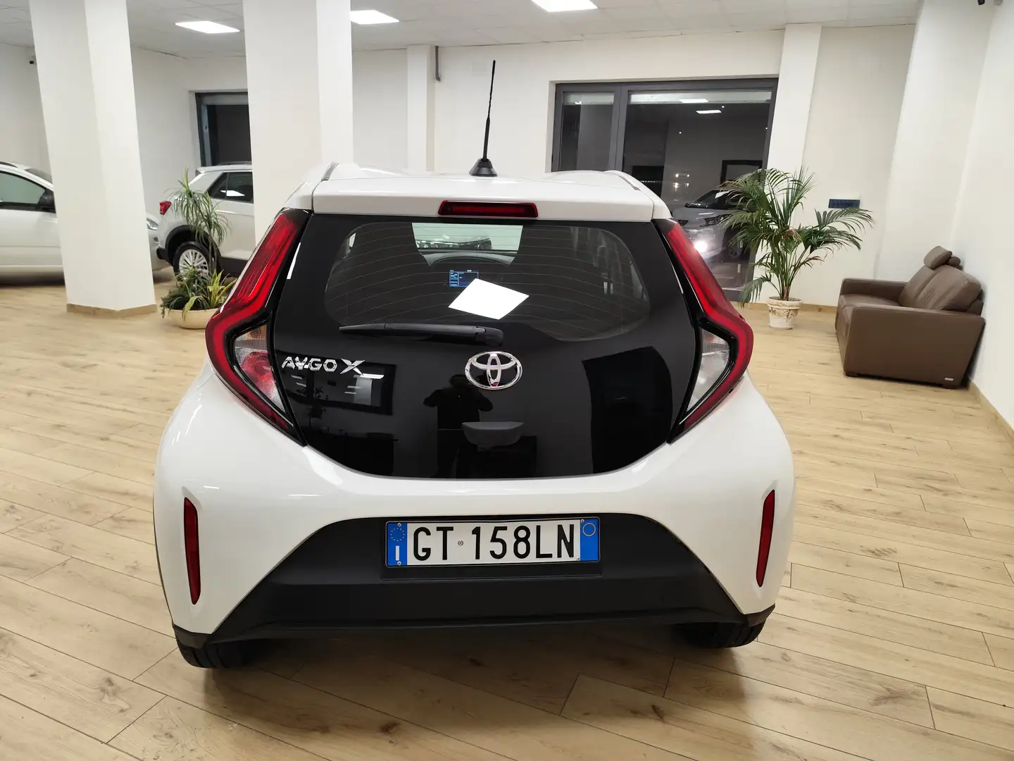 Toyota Aygo Aygo X X 1.0 Active 72cv Blanc - 2
