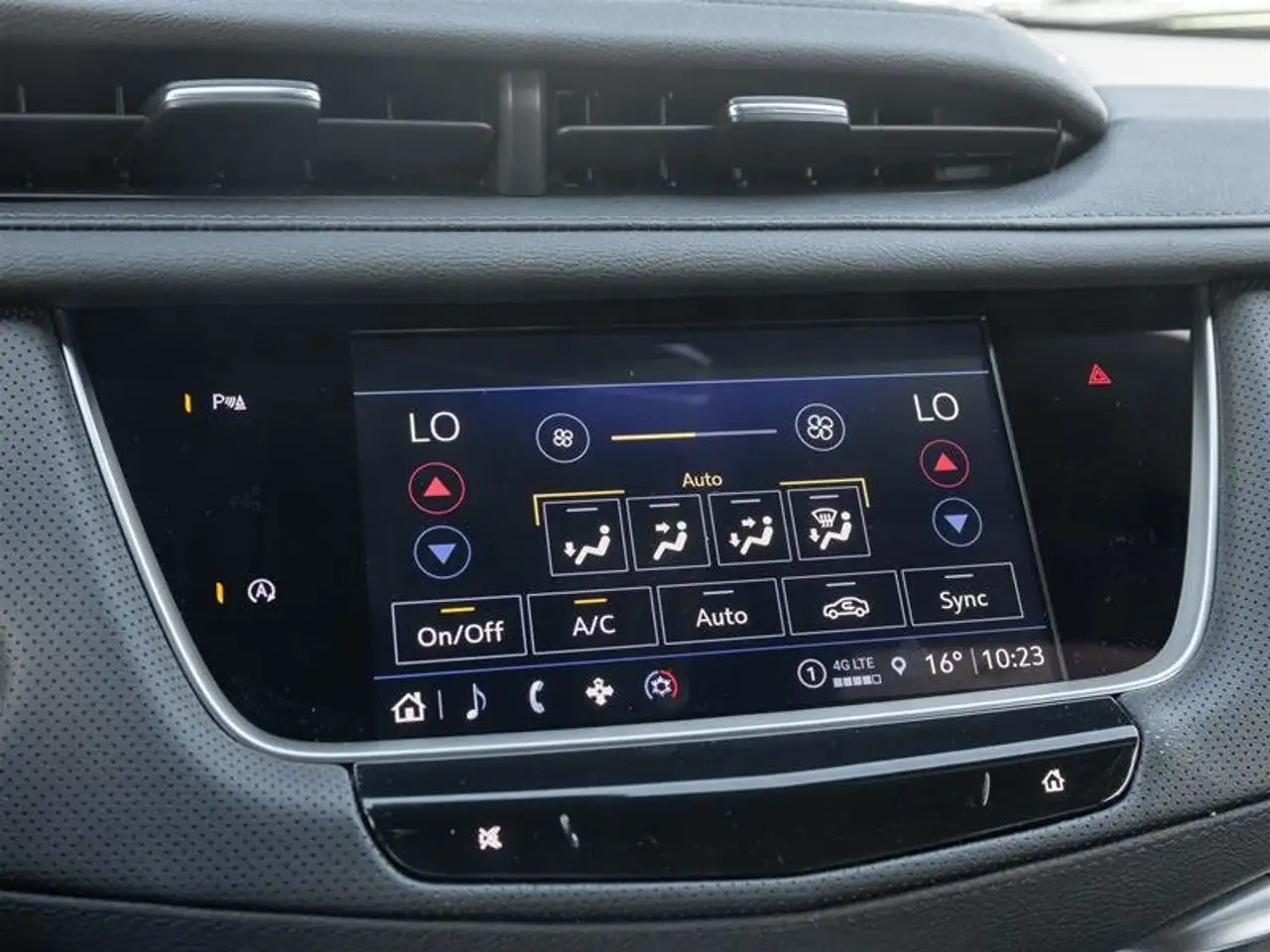 Cadillac XT5 снимка Cadillac XT5