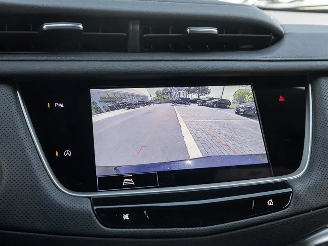 Cadillac XT5 снимка Cadillac XT5
