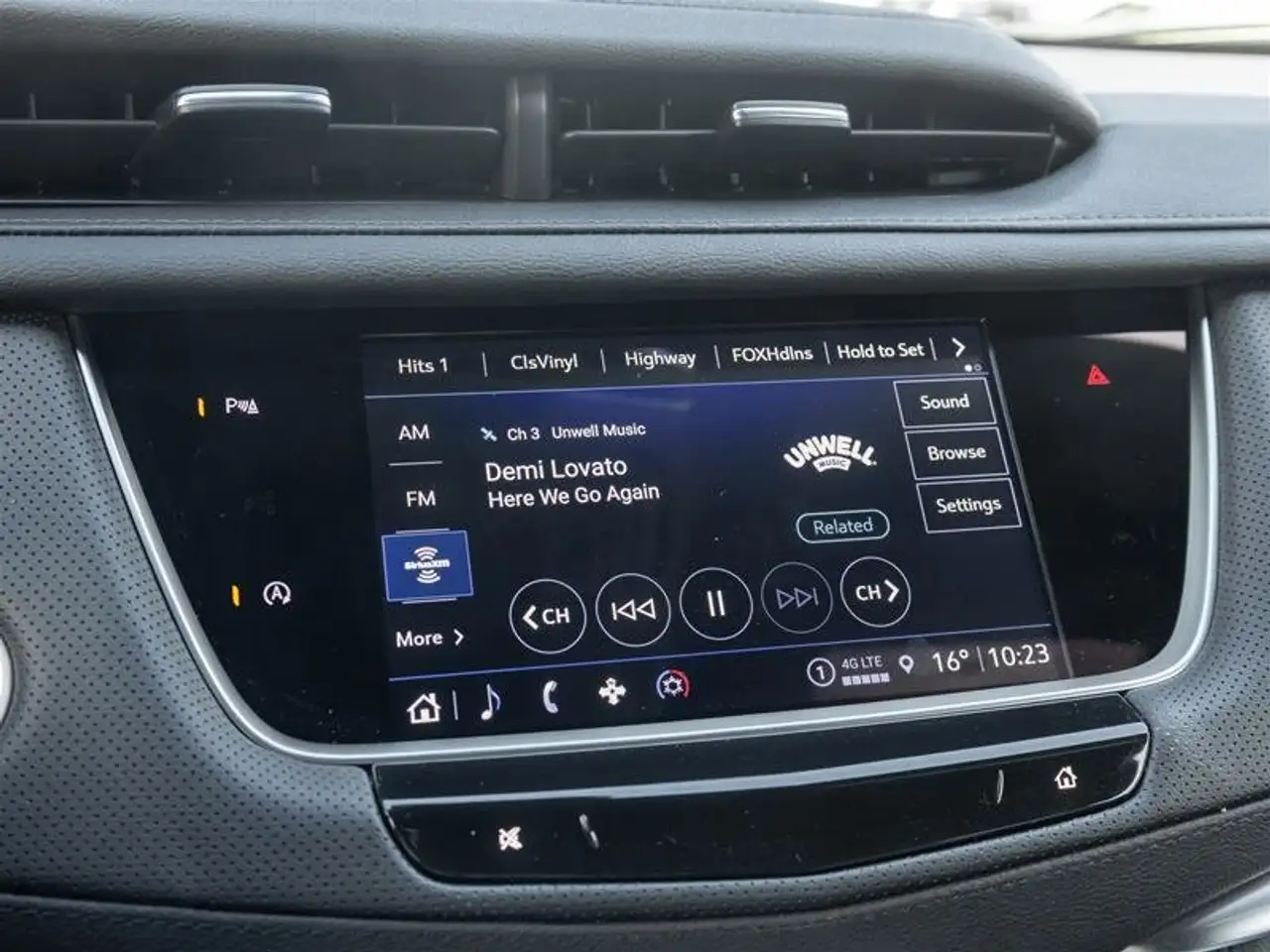 Cadillac XT5 снимка Cadillac XT5