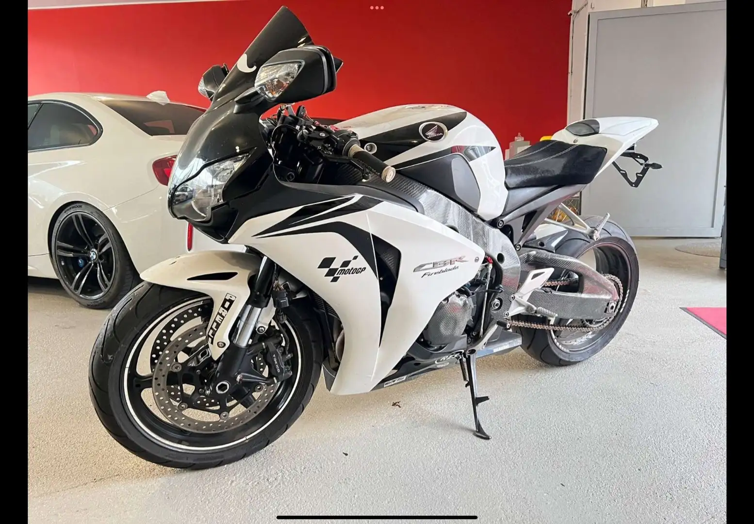 Honda CBR 1000 honda CBR 1000rr fireblde 2008 Alb - 1
