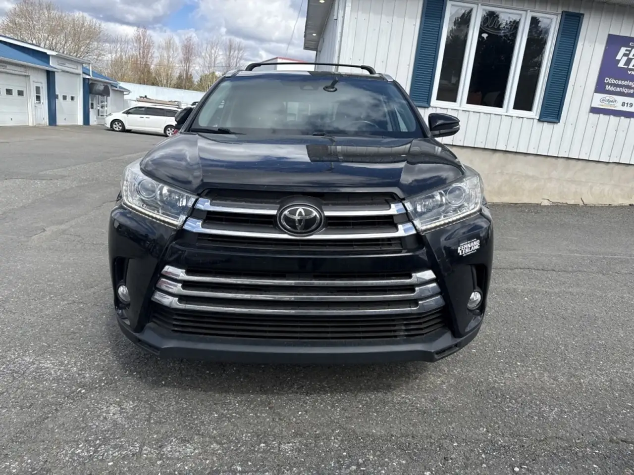 Toyota Highlander снимка Toyota Highlander