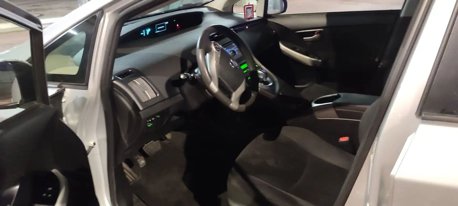 Toyota Prius 1.8h Active ecvt - 2