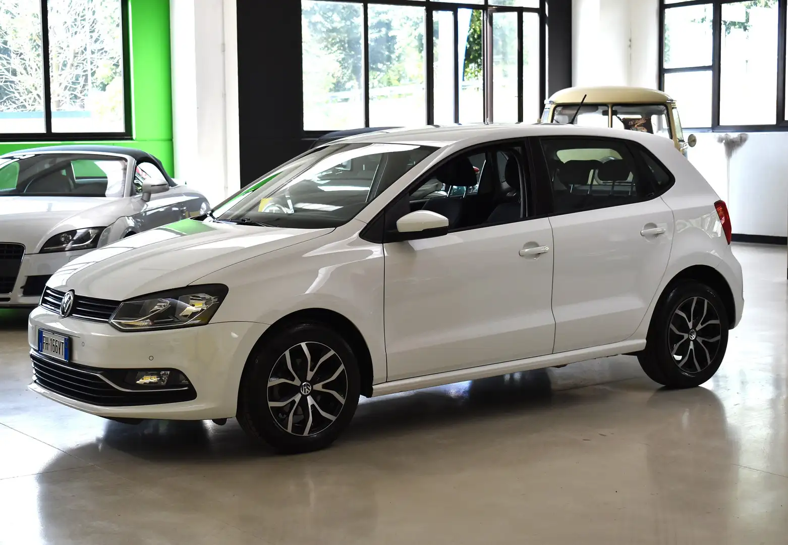Volkswagen Polo Polo 5p 1.0 mpi Comfortline 75cv Bianco - 1