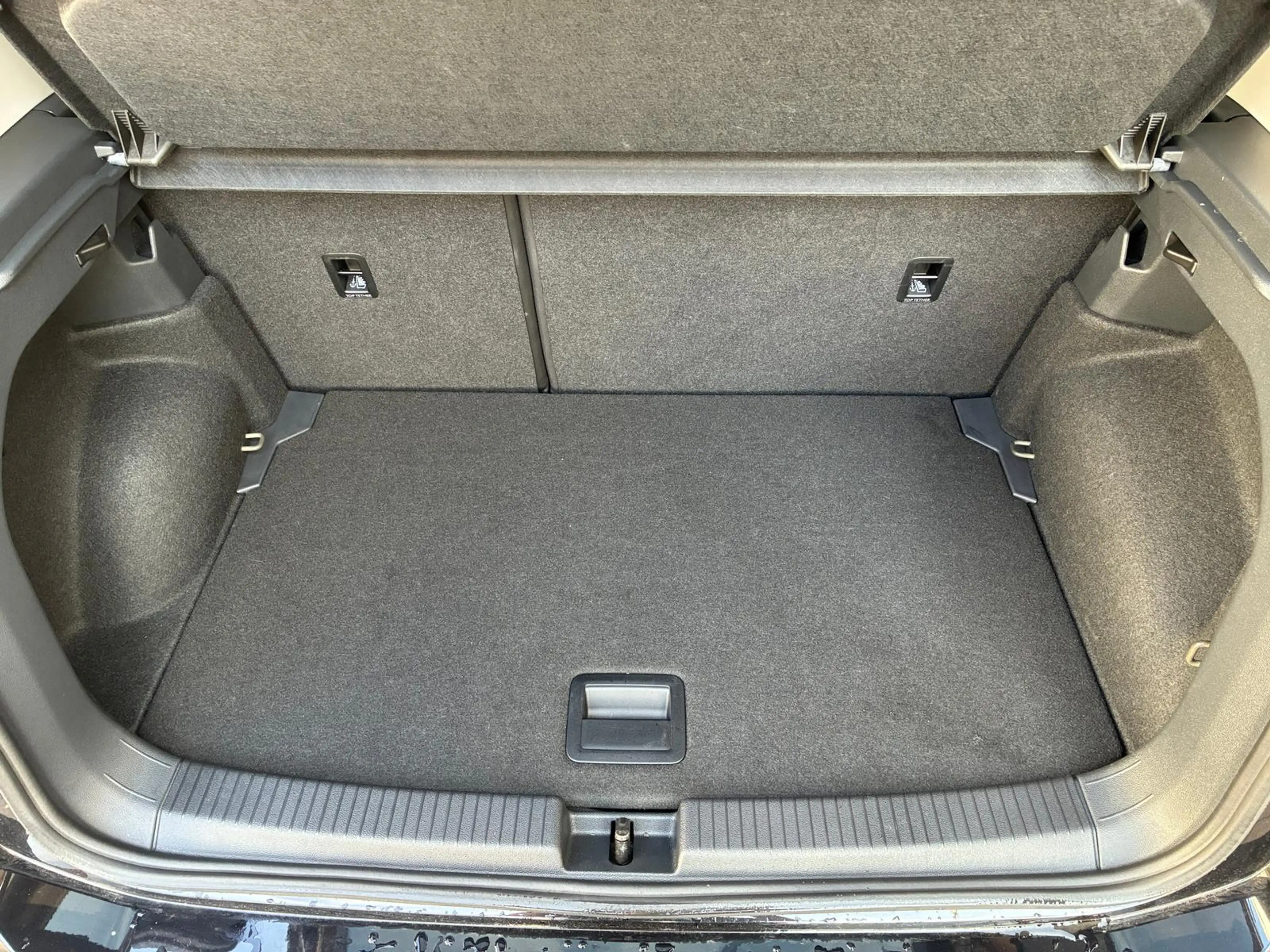 Volkswagen T-Cross 1.5 TSI DSG LIFE KAMERA SHZ LED APP-CONN — photo 20