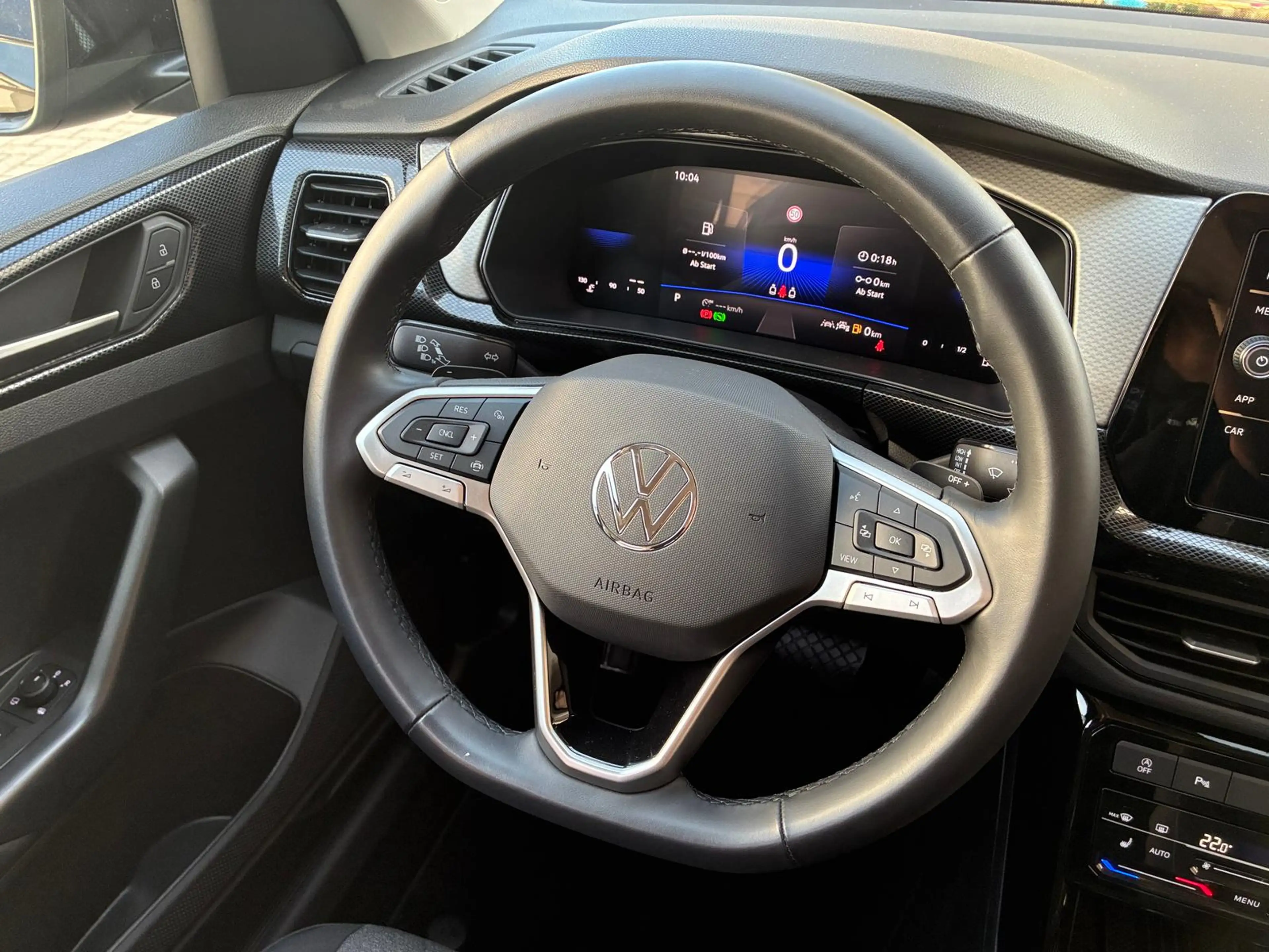 Volkswagen T-Cross 1.5 TSI DSG LIFE KAMERA SHZ LED APP-CONN — photo 15