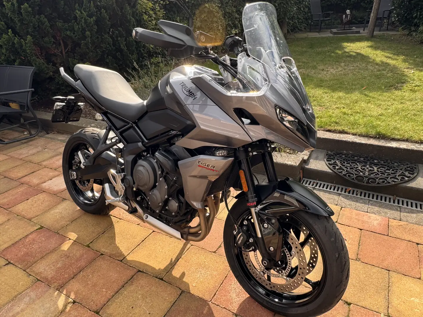 Triumph Tiger Sport nieuwstaat, veel opties, 8382km, dealeronderhouden Grijs - 2