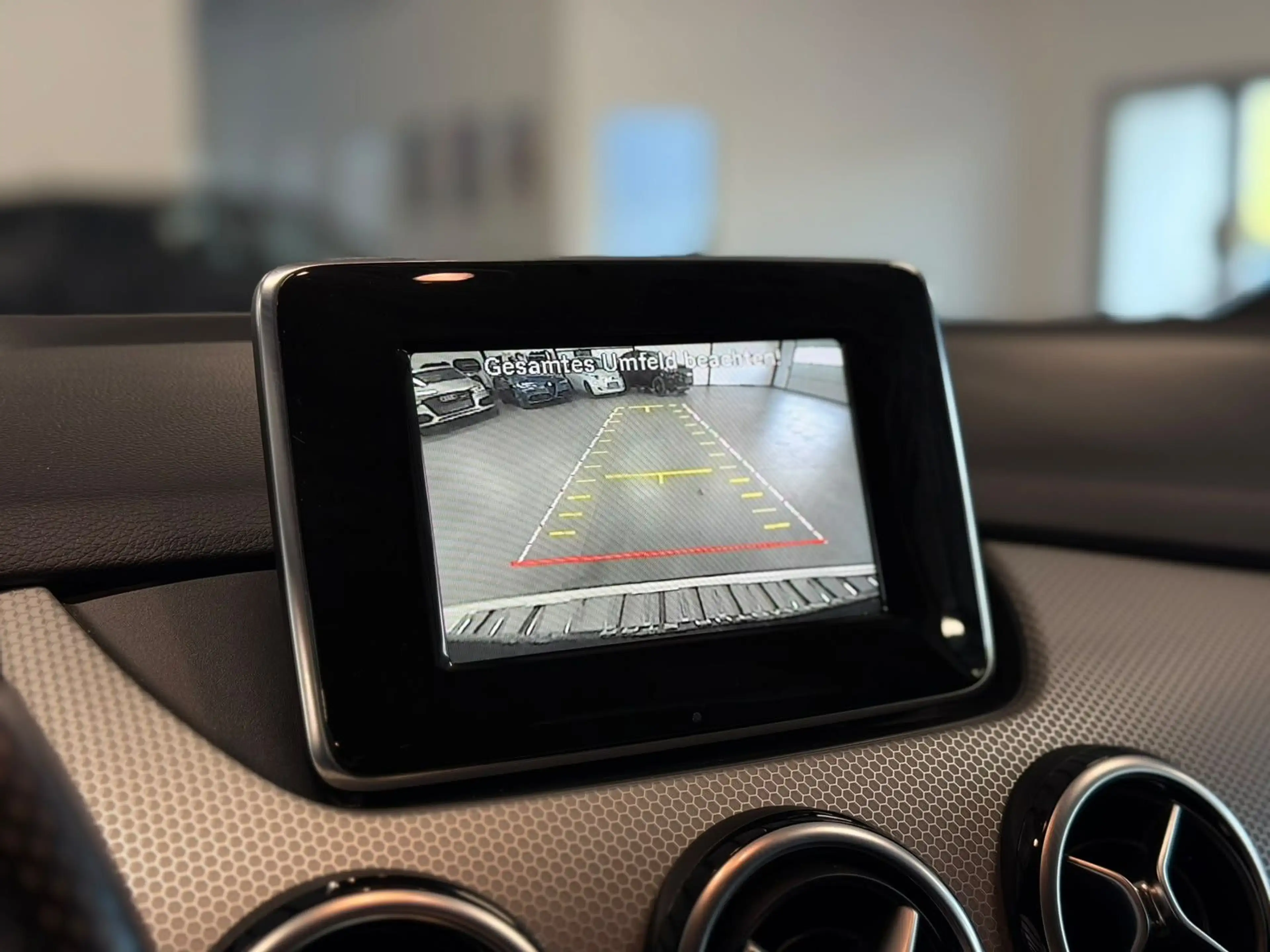 Mercedes-Benz B 200 Edition BI-XEN+NAVI+PANO+LEDER+KAM+SHZ+AHK — photo 15