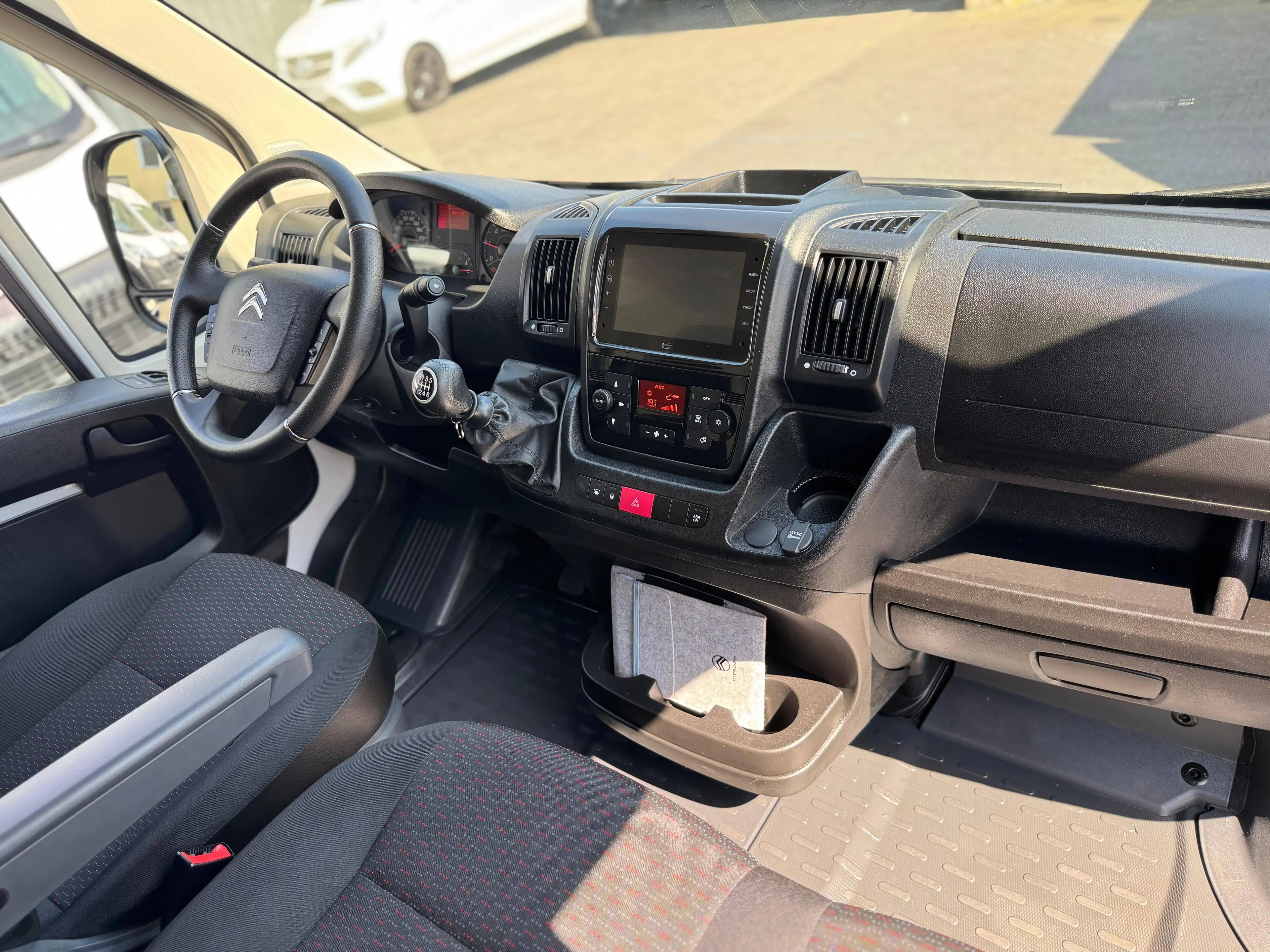 Citroen Jumper 35 L4H2 165 *Klima*Kamera*Tempo*Navi*Holz — photo 13
