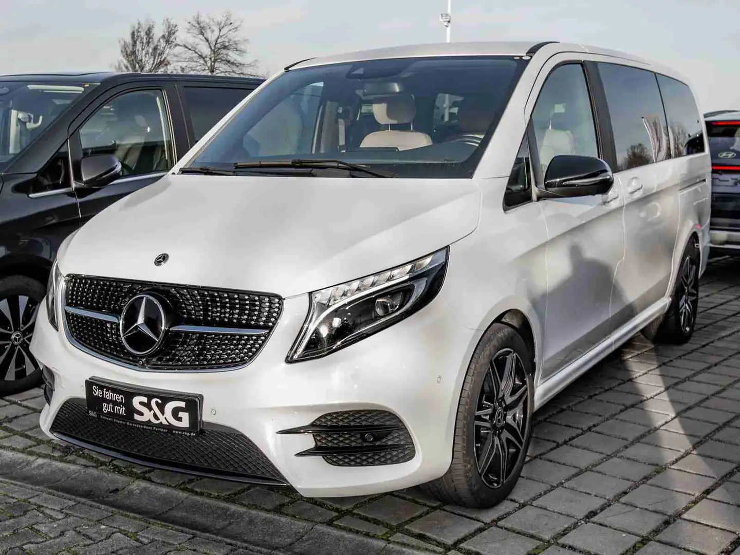 Mercedes-Benz V 300 d 4M EXCLUSIVE EDITION Lang Totwink+Spurh Weiß - 1