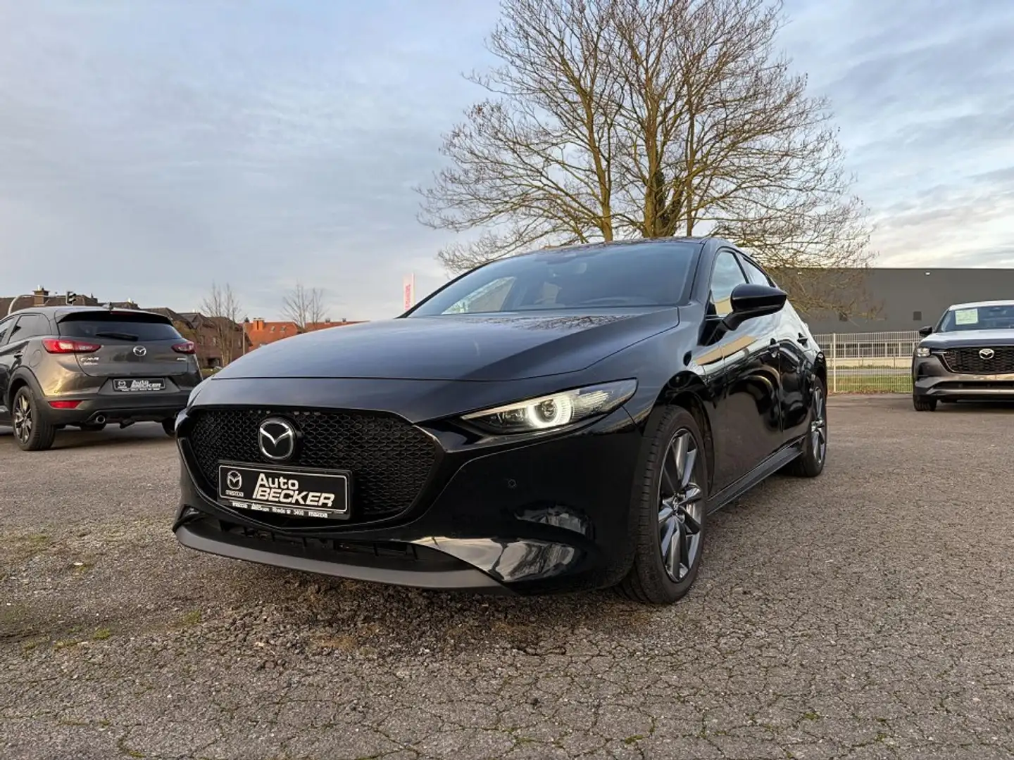 Mazda 3 SKYACTIV-G 2.0 150PS M Hybrid Noir - 2