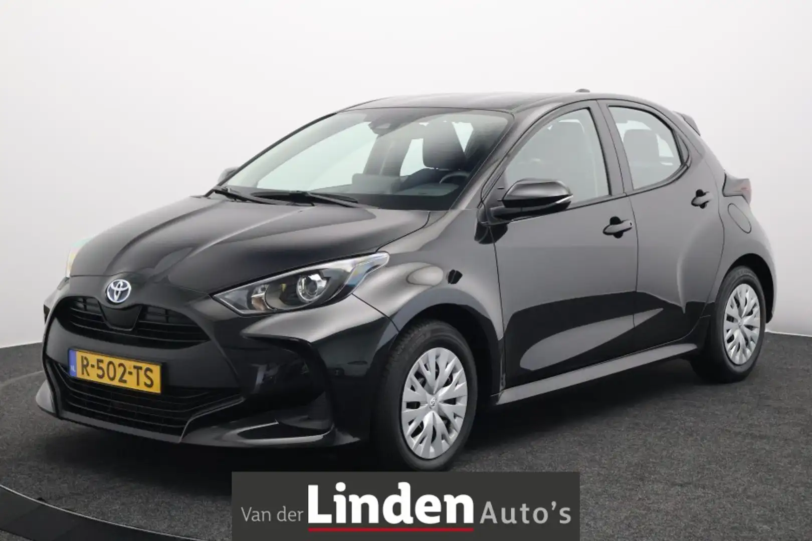 Toyota Yaris 1.5 Hybrid Active | Camera | Apple Carplay | Cruis Zwart - 1
