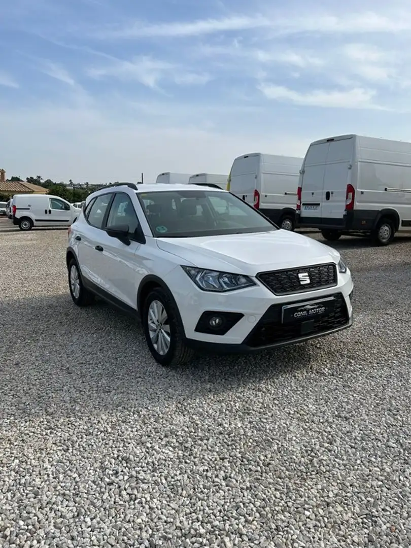 SEAT Arona 1.6TDI CR S&S Reference 95 Blanco - 1