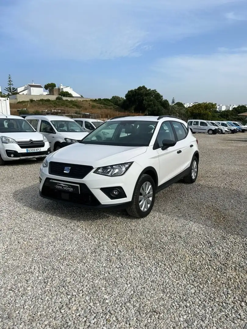 SEAT Arona 1.6TDI CR S&S Reference 95 Blanco - 2