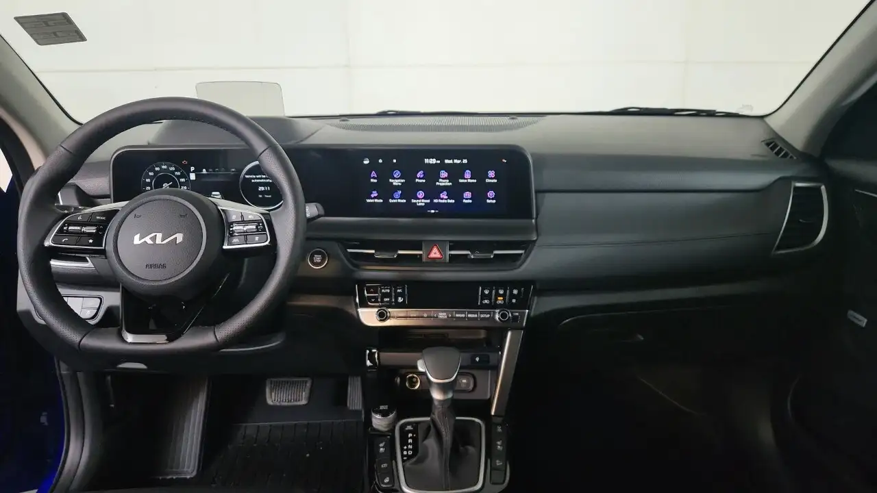 Kia Seltos снимка Kia Seltos