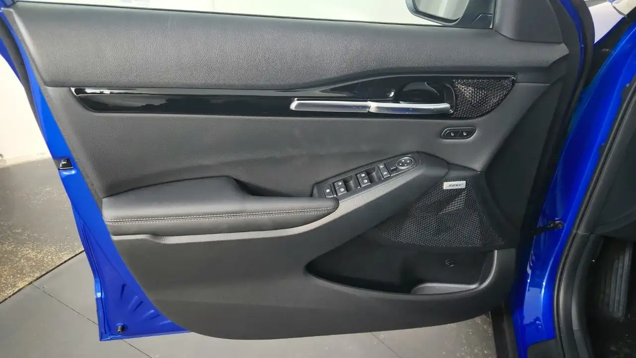 Kia Seltos снимка Kia Seltos