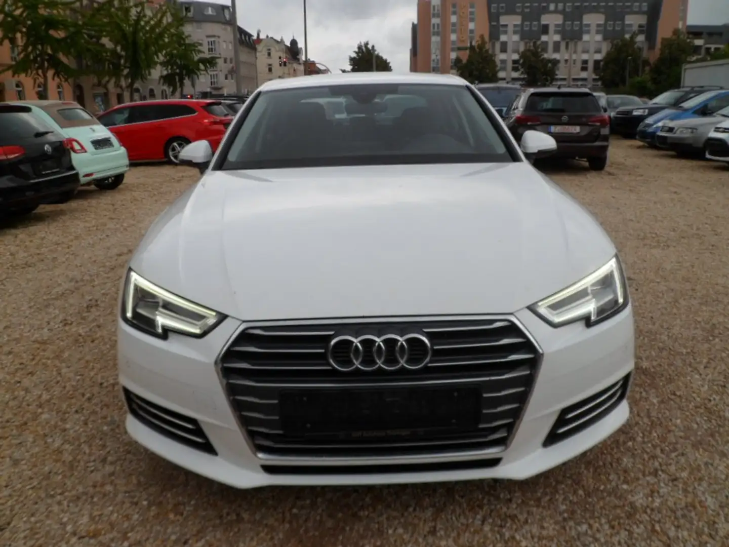 Audi A4 sport ultra *TOP ZUSTAND;SH;TEMPOMAT;NAVI* Blanco - 1