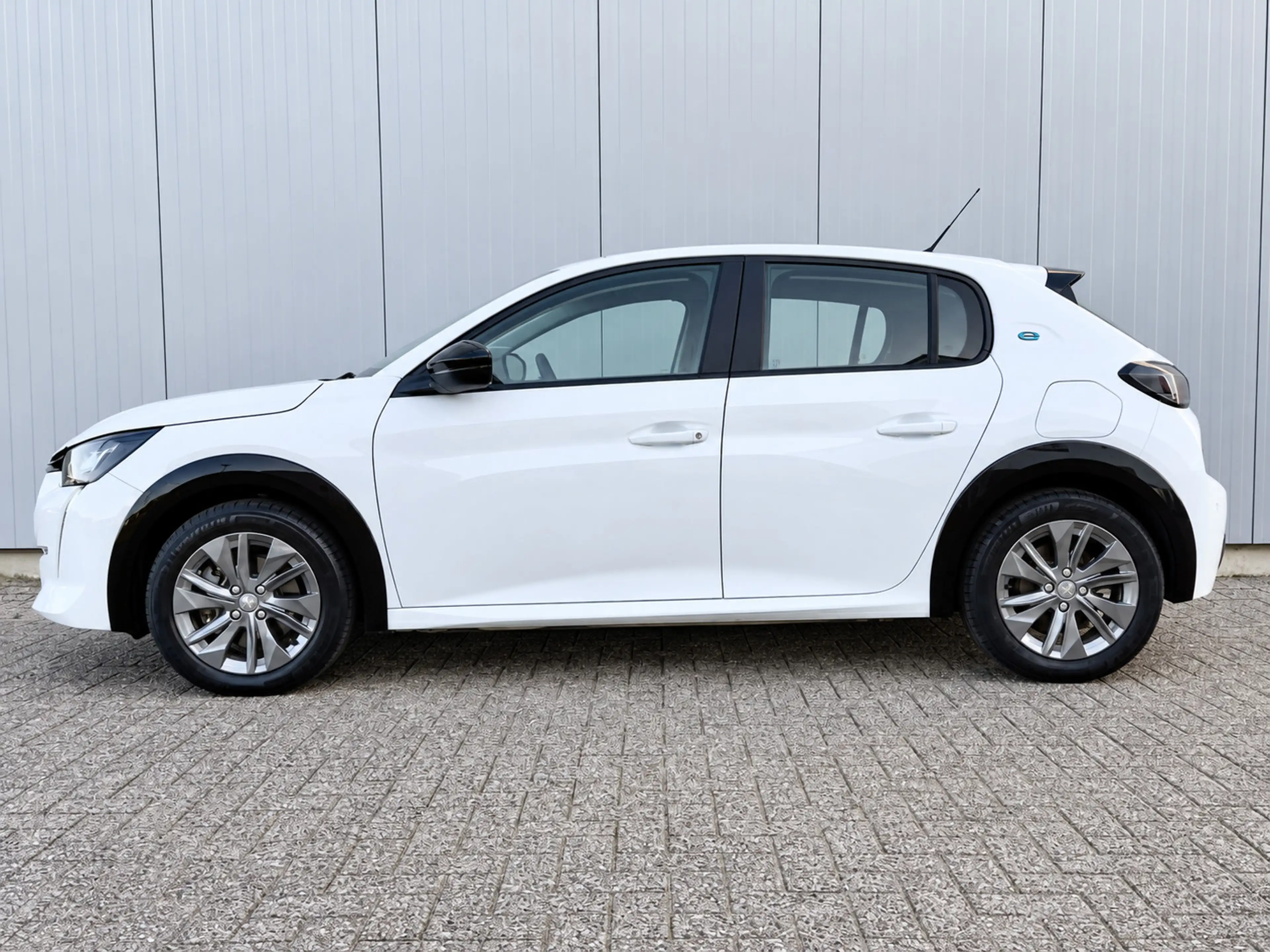 Peugeot e-208 50kWh | Warmtepomp | LED | 11kW — photo 7